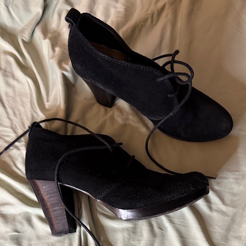 Women’s Black Suede Lace-Up High Heel